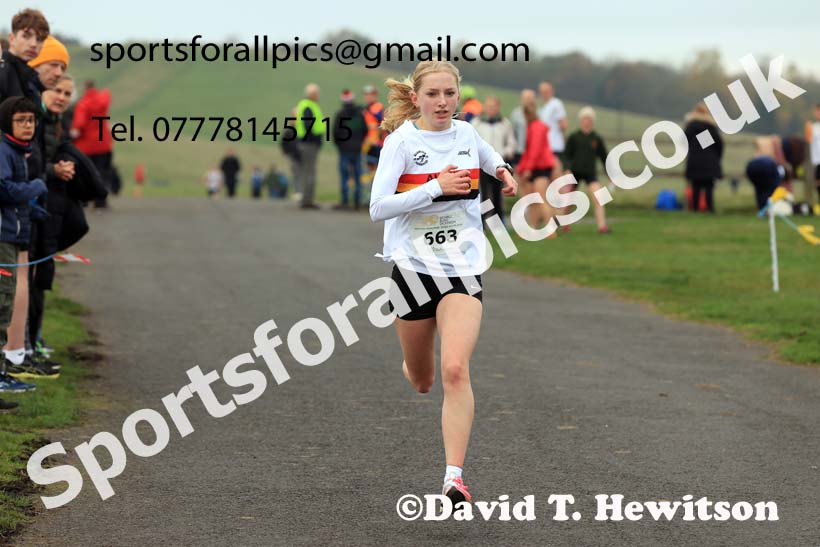 Mens and Womens under-17s 2024 Heaton Memorial Road Race, Newcastle Town Moor, Newcastle.   Photo: David T. Hewitson/Sports for All Pics